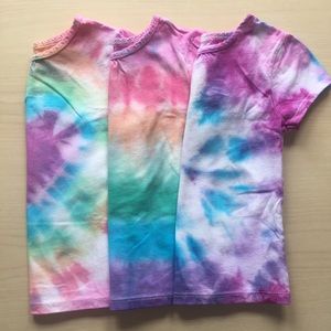 Girls 2t hand tie dyed lot rainbow